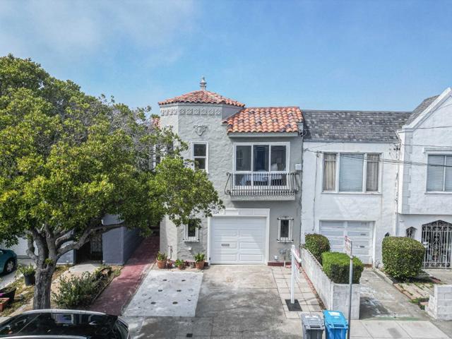 224 Shields Street, San Francisco CA: https://media.crmls.org/mediaz/8005a2b3-aa53-437b-aa0d-0b4998b488e1.jpg