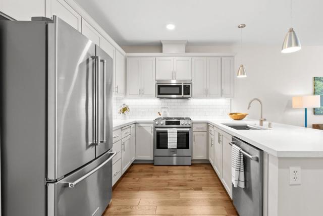 141 Aptos Village Way, Aptos CA: https://media.crmls.org/mediaz/8005c955-6880-425c-bf1b-36c5ea3c652e.jpg