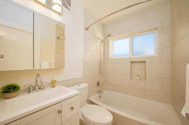 3222 Ramona Street, Palo Alto CA: https://media.crmls.org/mediaz/80066eef-2de7-4a45-8fdb-eae7405aad5e.jpg