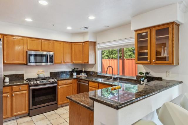 574 Skypark Drive, Scotts Valley CA: https://media.crmls.org/mediaz/80080fda-8c5a-4b55-b9b4-2714cab666fe.jpg