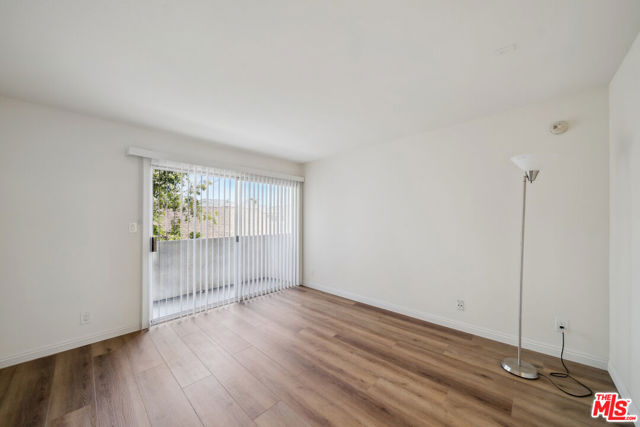 870 Crenshaw Boulevard, Los Angeles CA: https://media.crmls.org/mediaz/8008f8ee-a44e-4453-8a95-5ebb963d0777.jpg