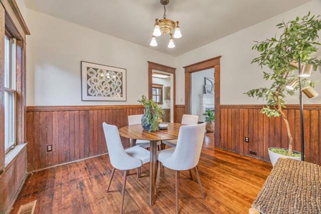 333 Waverley Street, Palo Alto CA: https://media.crmls.org/mediaz/80098601-bc65-4b96-b1e6-0a7a96449490.jpg