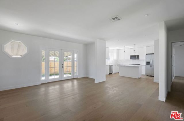 16130 Devonshire Street, Granada Hills CA: https://media.crmls.org/mediaz/8009b8bc-8090-47b7-be8a-21e260bff44d.jpg