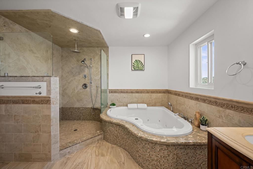 https://media.crmls.org/mediaz/8009e133-dcdf-4170-82d7-0f415db233b5.jpg?preset=X-Large