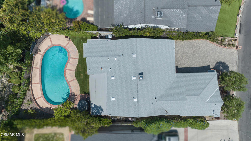 https://media.crmls.org/mediaz/800ab34b-1f53-43ad-b386-8d5b80aae4fa.jpg?preset=X-Large
