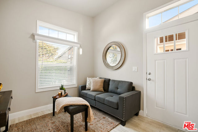 8250 Lankershim Boulevard, 29 photo 3