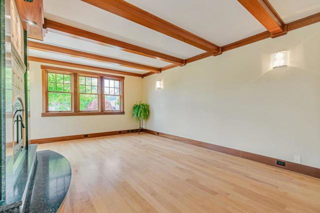 5005 Emerald Street, Capitola CA: https://media.crmls.org/mediaz/800c0dda-fbd3-4e4f-9cda-2792525fee79.jpg