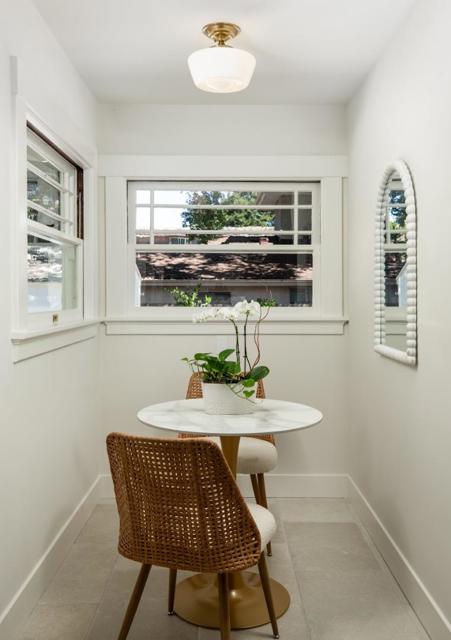 Cozy kitchen nook