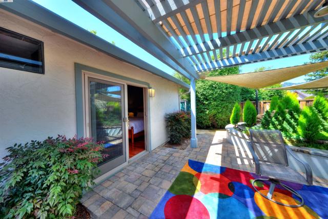 6291 Calle Fuego, Pleasanton CA: https://media.crmls.org/mediaz/800cc432-0f04-4919-96df-21bf030fefa4.jpg