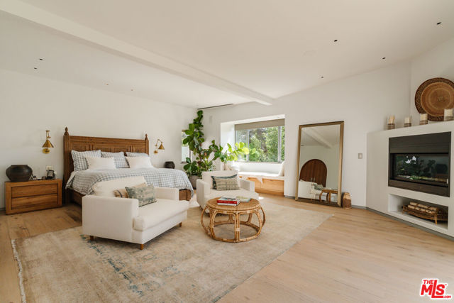 Drew Fenton | 14800 Corona Del Mar Pacific Palisades CA | MLS: 7412016
