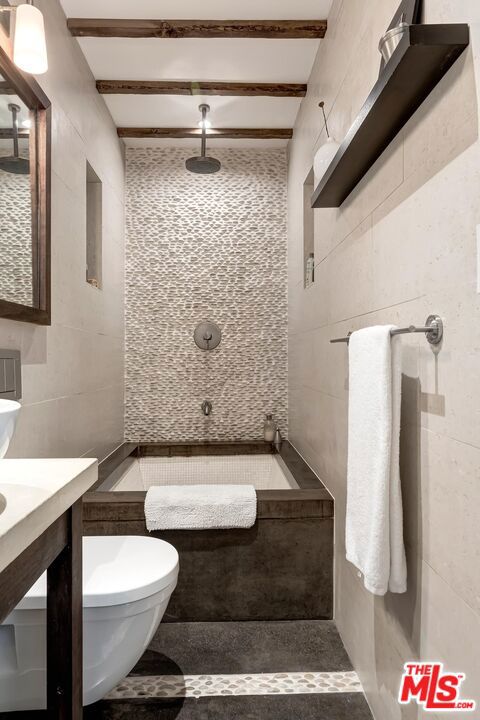 5990 Saturn Street, Los Angeles CA: https://media.crmls.org/mediaz/800e597f-12e9-41aa-b1ea-d6d29264a4f2.jpg