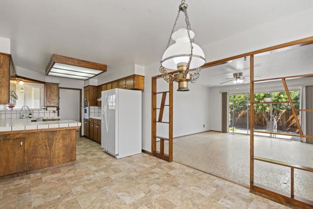 1500 Sunset Drive, Hollister CA: https://media.crmls.org/mediaz/800eb382-546a-42b3-bc07-bb6987b68262.jpg