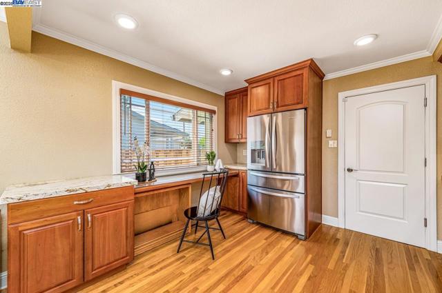 1429 Columbus Ave, Livermore CA: https://media.crmls.org/mediaz/800f2423-aa67-47d6-bab2-4b4cf624584e.jpg
