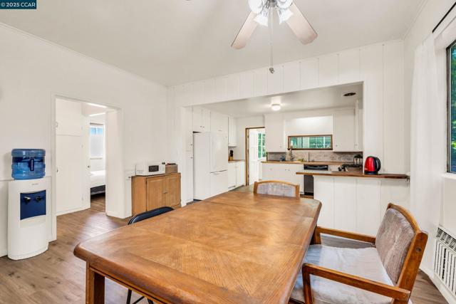 367 Rose Avenue, Pleasanton CA: https://media.crmls.org/mediaz/800f7d90-1882-4ddb-9382-33642df30a53.jpg