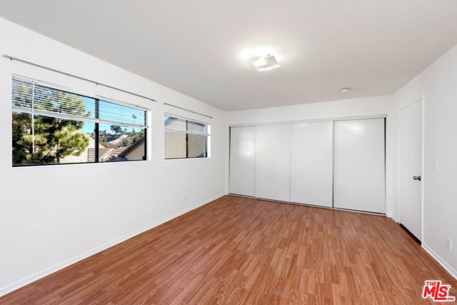4628 Don Lorenzo Drive, Los Angeles CA: https://media.crmls.org/mediaz/8010e596-f222-4035-8cb7-02a024566c41.jpg