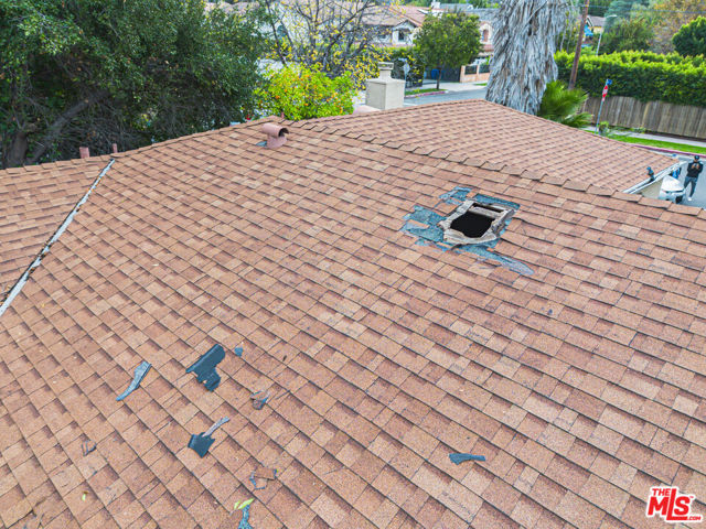 13905 Milbank Street, Sherman Oaks CA: https://media.crmls.org/mediaz/801107be-e4b4-448b-87a5-f2f5d6c4164a.jpg