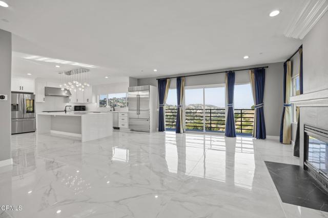 40 Saddlebow Road, Bell Canyon CA: https://media.crmls.org/mediaz/801213de-1565-4573-9a1d-67747916a77c.jpg