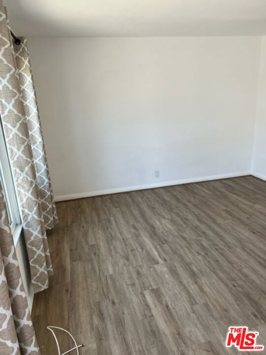 12022 W Washington Boulevard, Los Angeles CA: https://media.crmls.org/mediaz/80123ce4-f4ec-4a0d-af35-5f69b3c99307.jpg