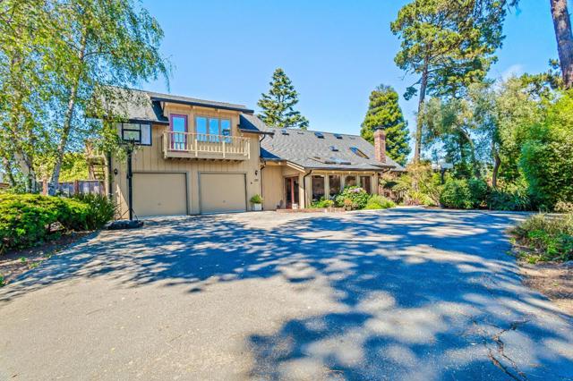 135 Seabreeze Place, Aptos CA: https://media.crmls.org/mediaz/80128646-ccfd-4332-bfa5-a1ab53ade5fe.jpg