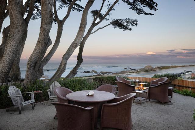 1209 Ocean View Boulevard, Pacific Grove CA: https://media.crmls.org/mediaz/8012a5ce-b39b-45a7-ba2f-04259f60132b.jpg