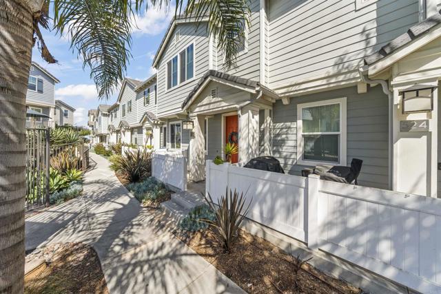 Detail Gallery Image 2 of 42 For 522 Heron Ln, Imperial Beach,  CA 91932 - 3 Beds | 2 Baths