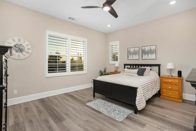 8416 Hidden Cove Way, San Diego CA: https://media.crmls.org/mediaz/80137f2e-67da-4732-b391-ac0597641b36.jpg