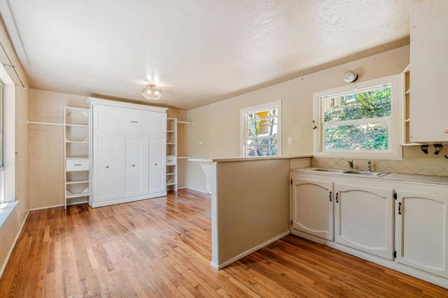 4858 Freedom Boulevard, Aptos CA: https://media.crmls.org/mediaz/8013c236-3b7f-43ad-a9c5-cd72d579b2fe.jpg