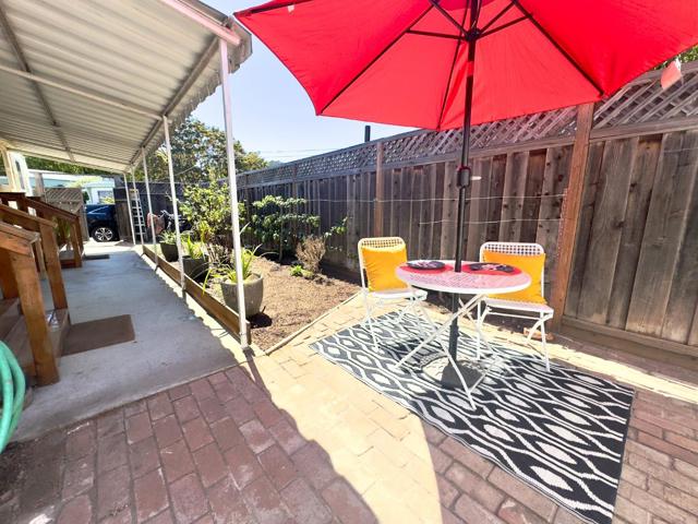 2120 N Pacific Avenue, Santa Cruz CA: https://media.crmls.org/mediaz/8013e467-fb7b-4159-8481-e2bf6d95114e.jpg