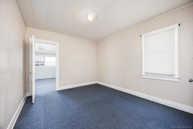 4276 35Th St, San Diego CA: https://media.crmls.org/mediaz/80142052-389c-4c54-b0fc-6793bf8ec48d.jpg