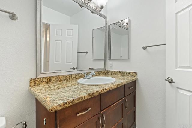 12191 Cuyamaca College Drive, El Cajon CA: https://media.crmls.org/mediaz/801420b4-b1f0-441a-a19f-0ee1928b990d.jpg