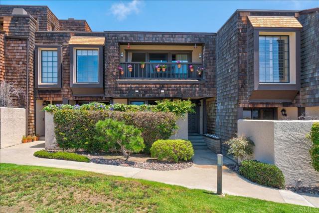Detail Gallery Image 1 of 1 For 2034 Carmel Valley Rd, Del Mar,  CA 92014 - 2 Beds | 2/1 Baths
