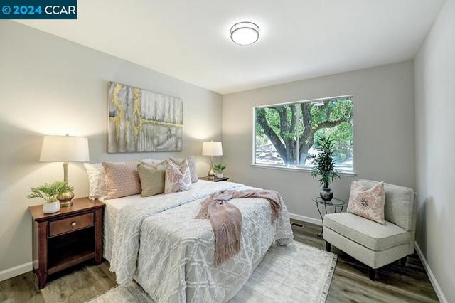 Image 34 of 58 For 640 Keith Court