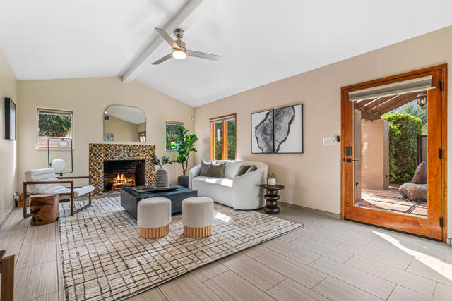 610 S Camino Real, Palm Springs CA: https://media.crmls.org/mediaz/8014f34c-2012-4ca5-b010-b802452d54a1.jpg