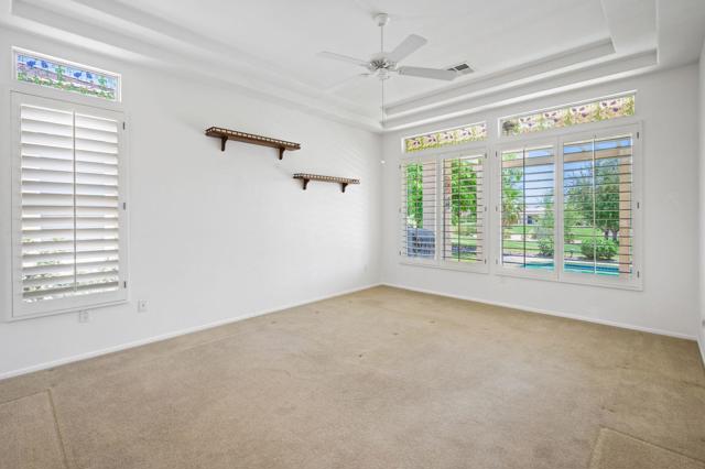 44660 S Heritage Palms Drive, Indio CA: https://media.crmls.org/mediaz/80153802-d10a-43bc-be24-439b5434c428.jpg