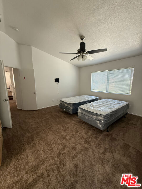 44752 Ranchwood Avenue, Lancaster CA: https://media.crmls.org/mediaz/8015a456-1780-4e48-8b51-75f9daf1fed6.jpg