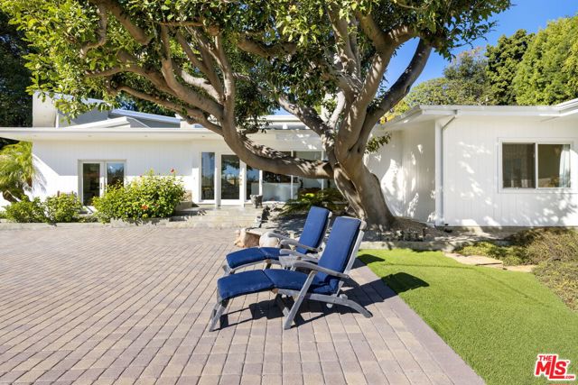 Drew Fenton | 11215 W Sunset Boulevard Los Angeles CA | MLS: 7520415 Drew Fenton | 11215 W Sunset Boulevard Los Angeles CA | MLS: 7520415