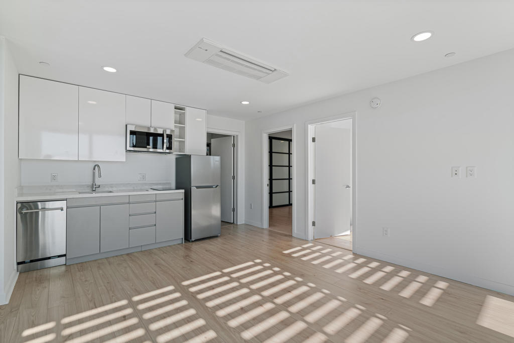 MLS #219128476DA img 3