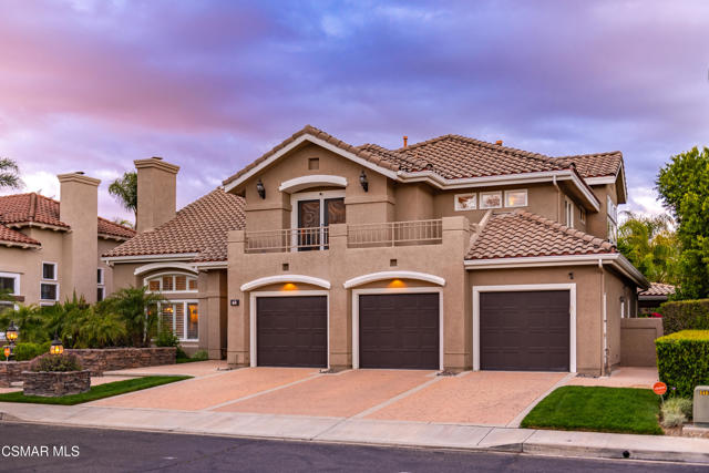 48 Golden Glen Drive, Simi Valley CA: https://media.crmls.org/mediaz/8016938b-9901-487c-94ca-aaf6dfdb890b.jpg