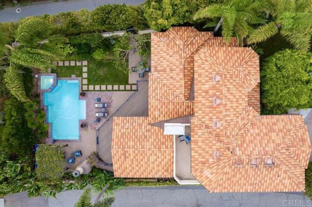 1470 Rubenstein Ave, Cardiff by the Sea CA: https://media.crmls.org/mediaz/8016b9b3-cafb-4fa2-beab-6a07ca12f81e.jpg