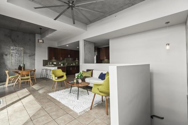 1025 Island Ave, San Diego CA: https://media.crmls.org/mediaz/8016eab8-7e72-4097-8ee5-5d014b849da1.jpg