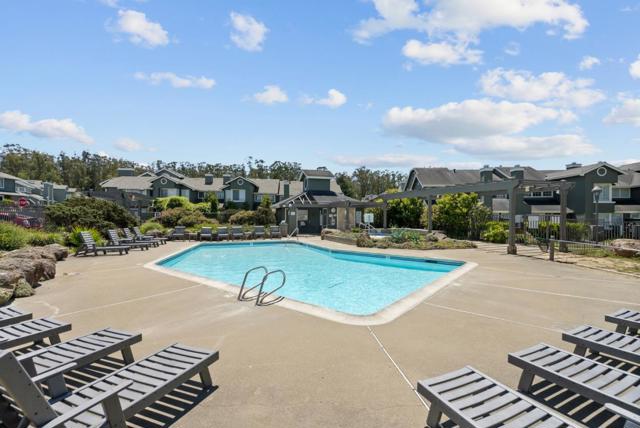 156 Treeview Drive, Daly City CA: https://media.crmls.org/mediaz/801728d6-abac-4f30-a2ae-3d165d347e6c.jpg