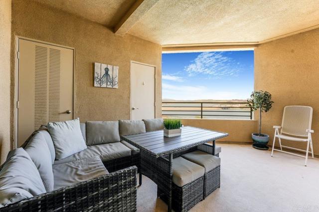 Detail Gallery Image 21 of 34 For 4021 Canario St #235,  Carlsbad,  CA 92008 - 3 Beds | 3 Baths