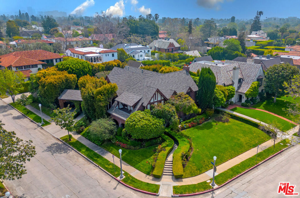100 S Mccadden Place, Los Angeles, CA 90004