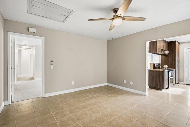 Detail Gallery Image 19 of 44 For 1711 Oak Hill Dr, Escondido,  CA 92027 - 4 Beds | 2 Baths