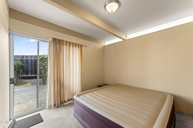 796 S Saticoy Avenue, Ventura CA: https://media.crmls.org/mediaz/801a74ec-1923-4ce9-b74e-74a3c4baad53.jpg