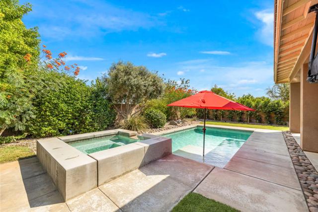 41252 Gaslight Avenue, Bermuda Dunes CA: https://media.crmls.org/mediaz/801bf54d-47c9-42c7-a802-fa9f9cb872b3.jpg