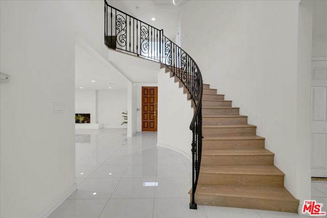 7900 Zeus Drive, Los Angeles CA: https://media.crmls.org/mediaz/801d0ee8-0757-4658-b562-a67336575d0b.jpg