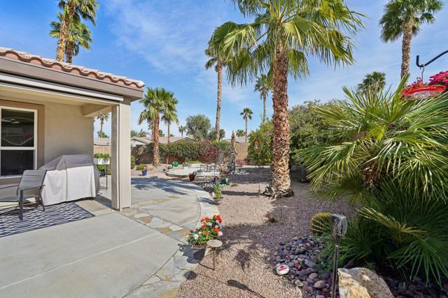 60519 Lace Leaf Court, La Quinta CA: https://media.crmls.org/mediaz/801e3b1e-fe63-4b8b-9f86-24692702d5a5.jpg