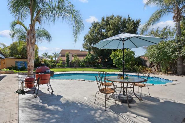 2859 Broken Oak Court, San Jose CA: https://media.crmls.org/mediaz/801e4226-cb8e-43e2-92a6-18ca63b6fa3f.jpg