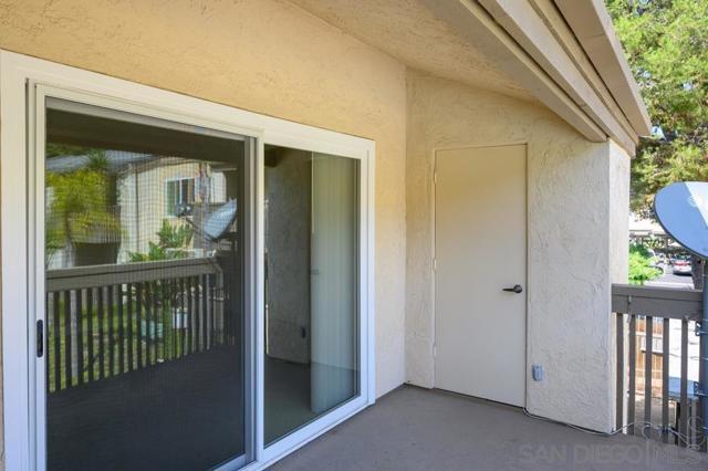 Image 17 of 25 For 8529 Villa La Jolla Dr  G